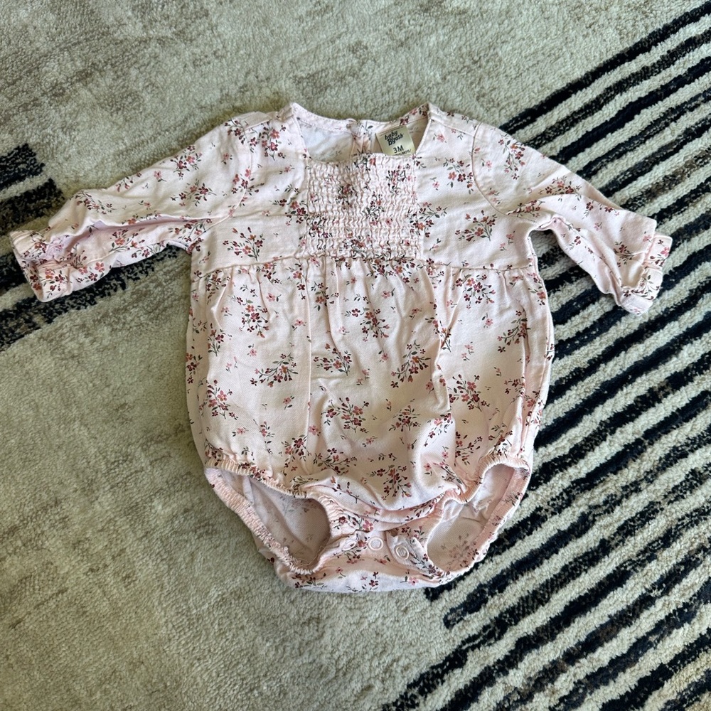 NWOT Bubble Romper